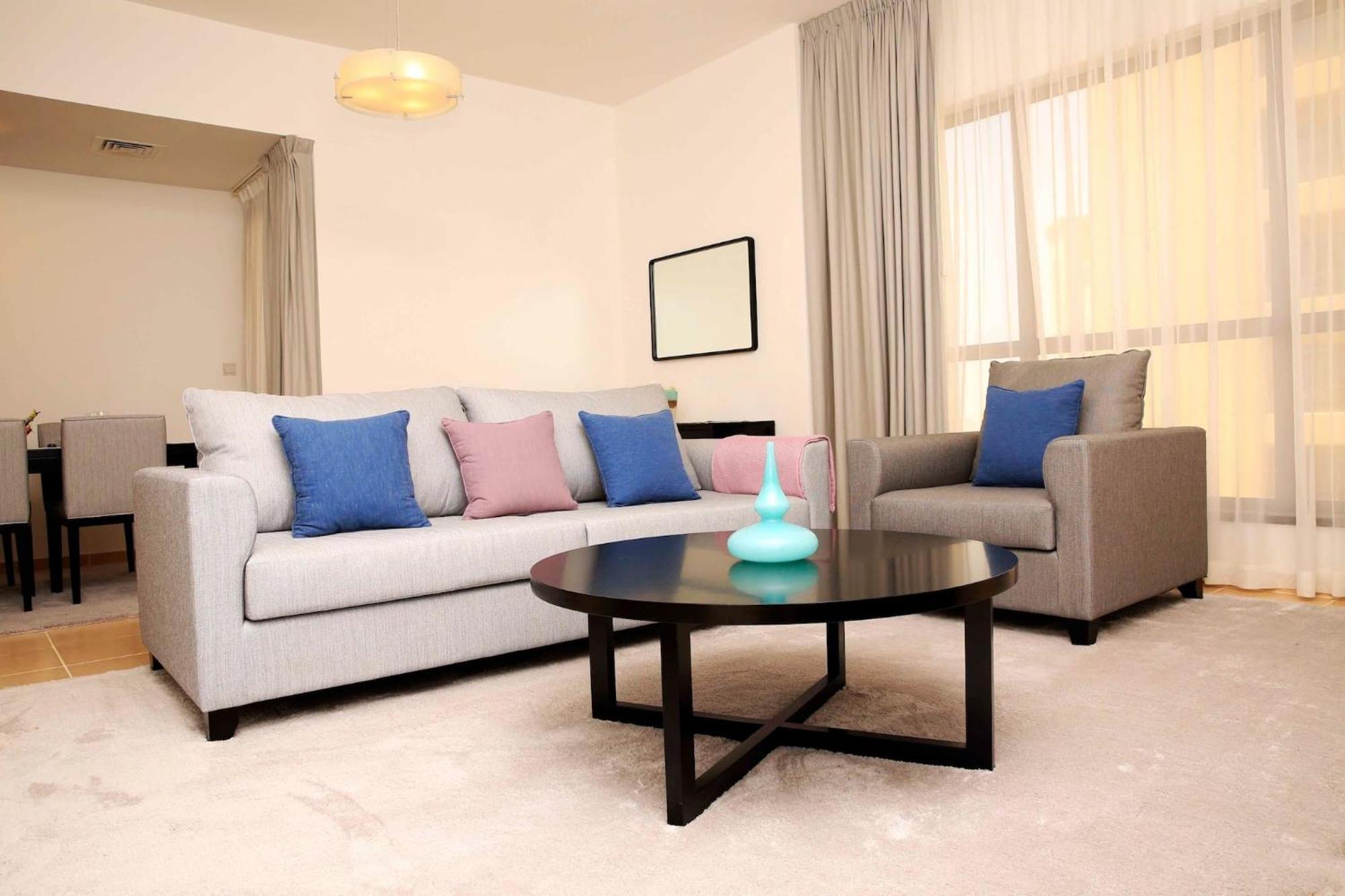 Luxury 2br In Shams 1 By Pk Holidays Apartment Dubai