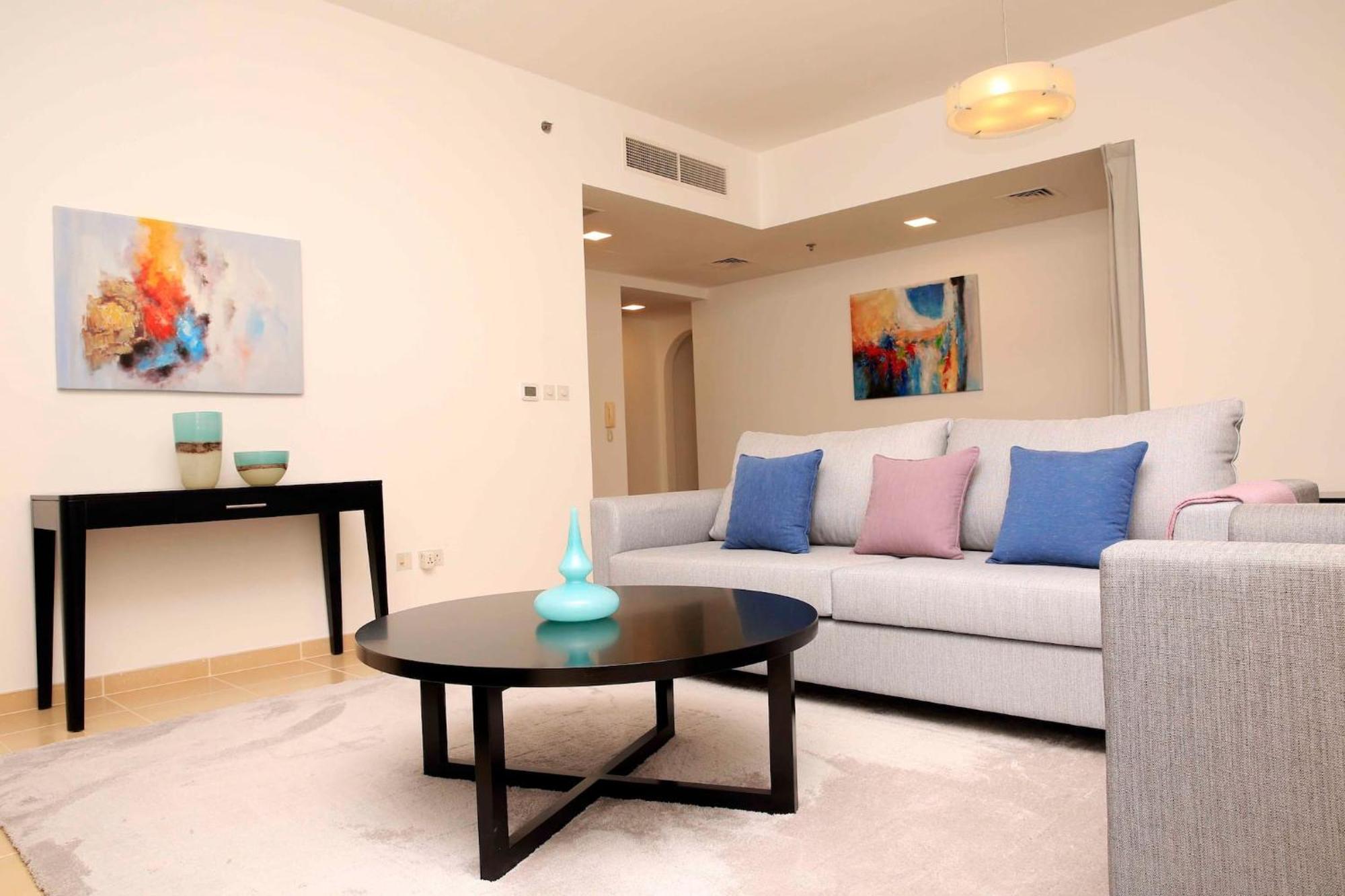 Apartment Luxury 2br In Shams 1 By Pk Holidays Dubai