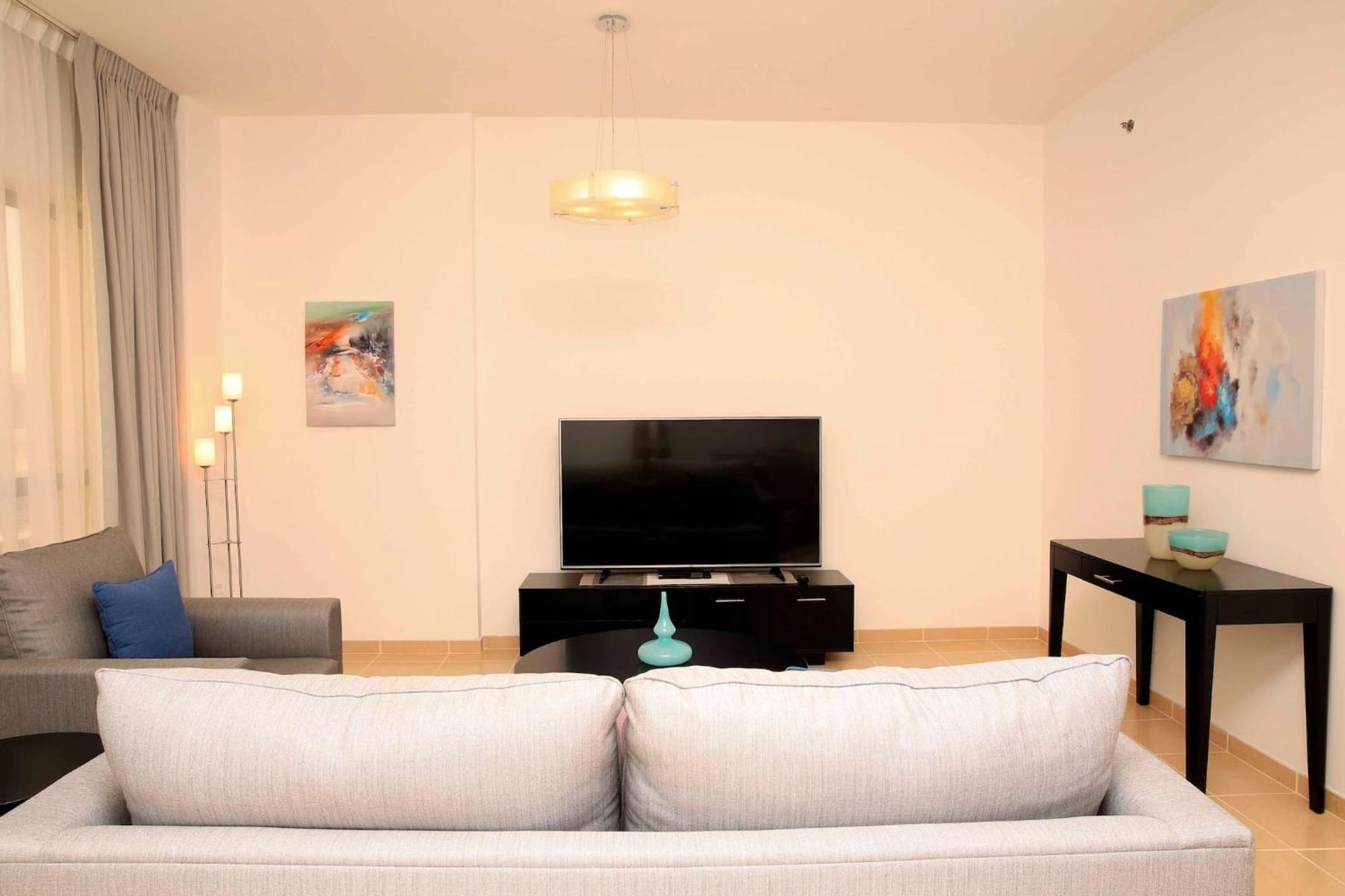 Luxury 2br In Shams 1 By Pk Holidays * Dubai