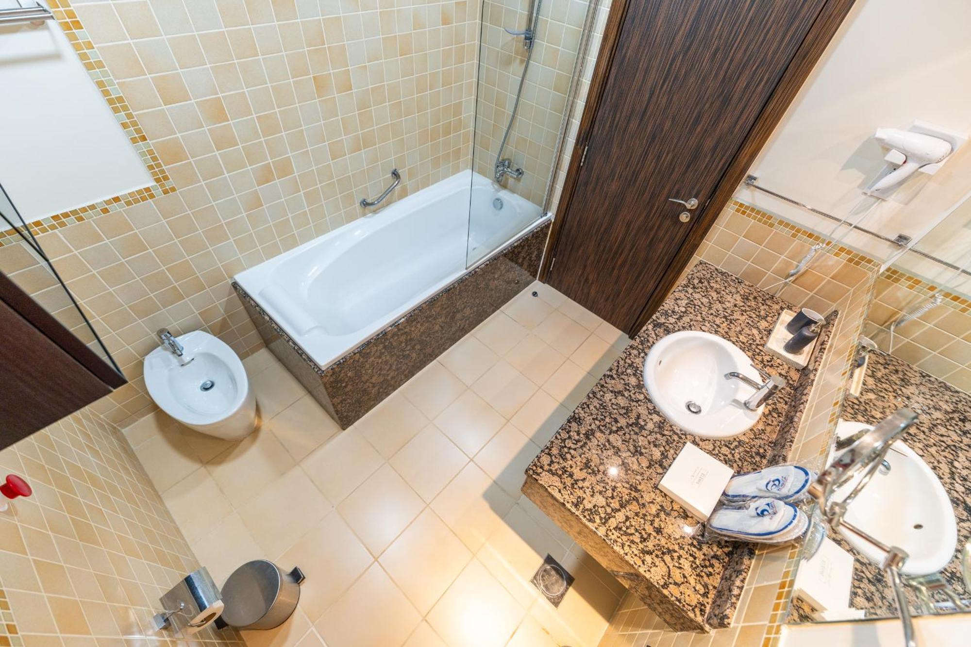 Apartment Luxury 2br In Shams 1 By Pk Holidays