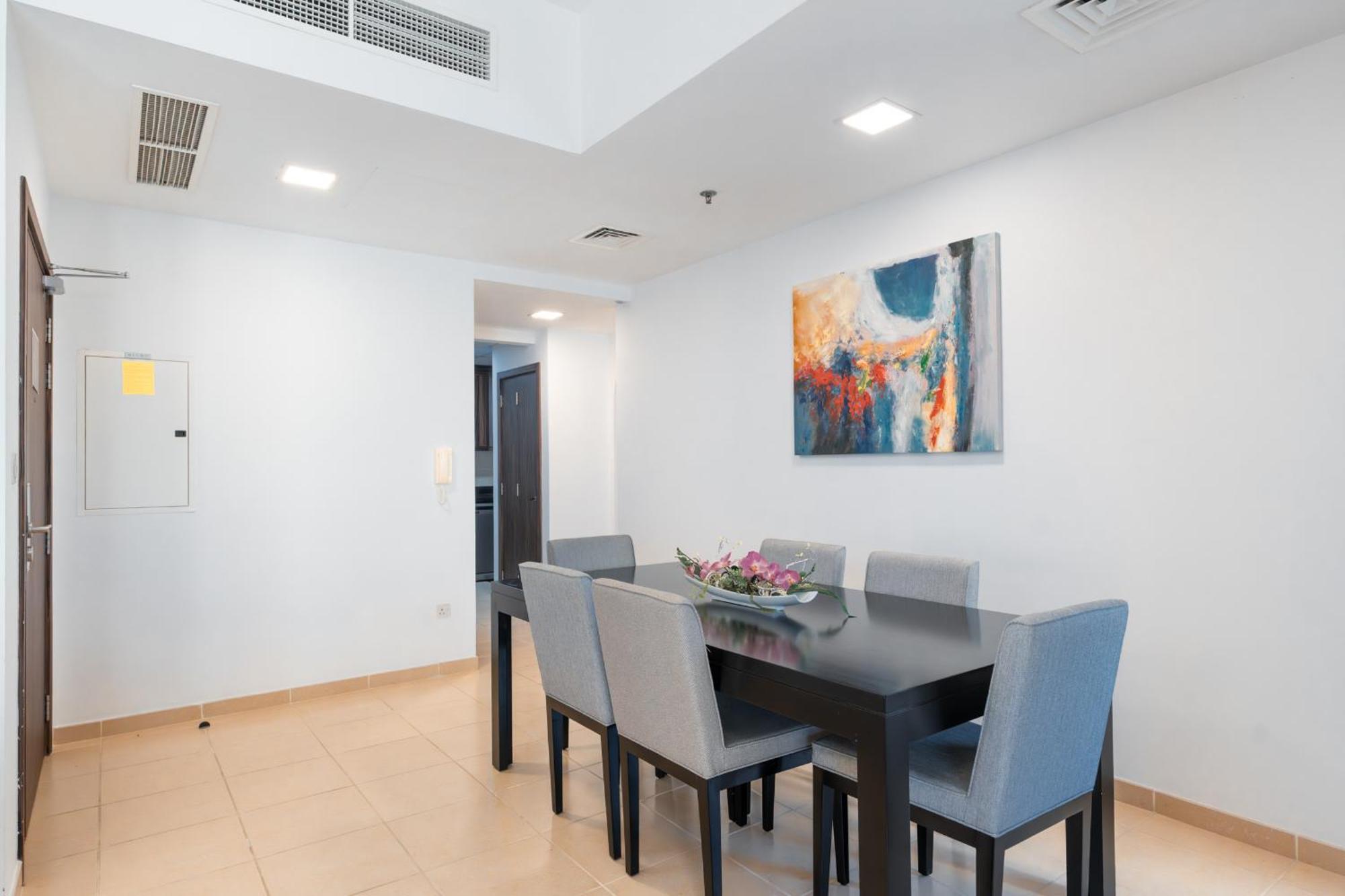 Apartment Luxury 2br In Shams 1 By Pk Holidays
