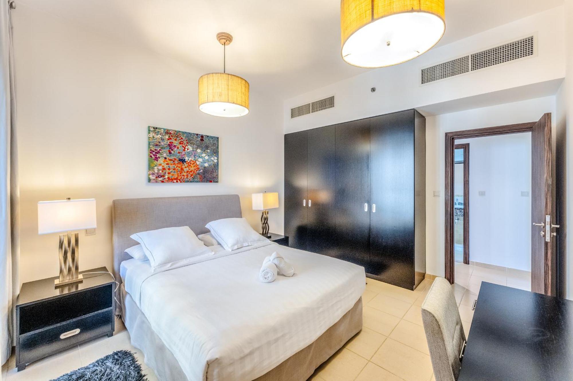 Apartment Luxury 2br In Shams 1 By Pk Holidays